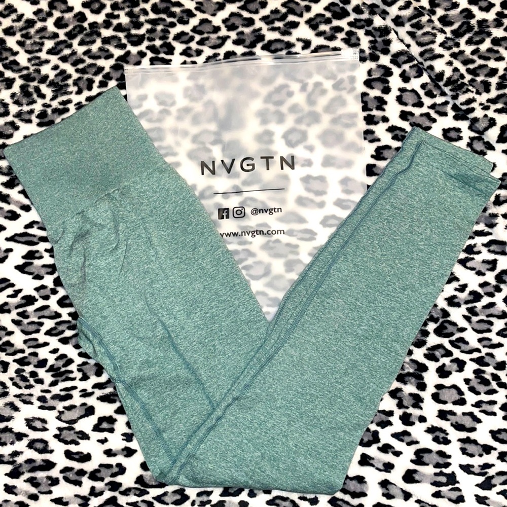 NVGTN SCRUNCH LEGGINGS 💚
